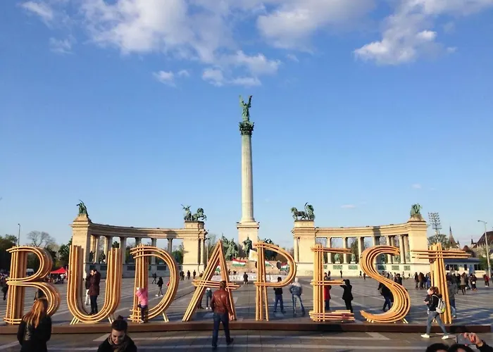 Kira شقة بودابست