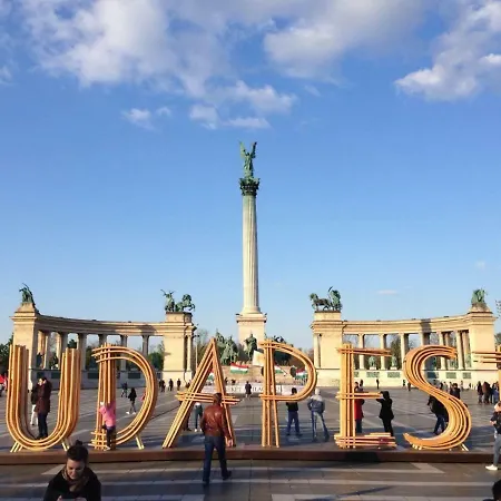 Kira Apartamento Budapest