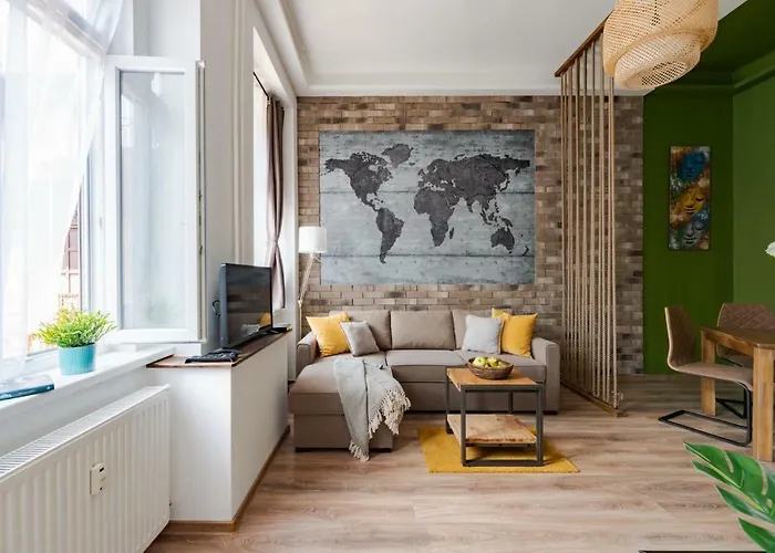 Kira Apartman *